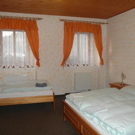 Guest house Mikulas V Krusnych Horach *